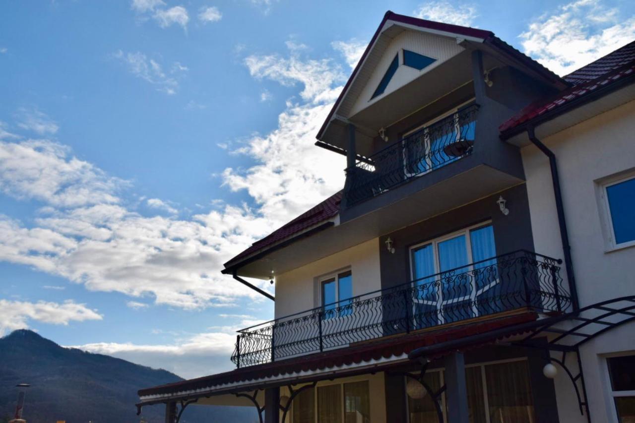 Casa Sonya Apartment Aninoasa ภายนอก รูปภาพ