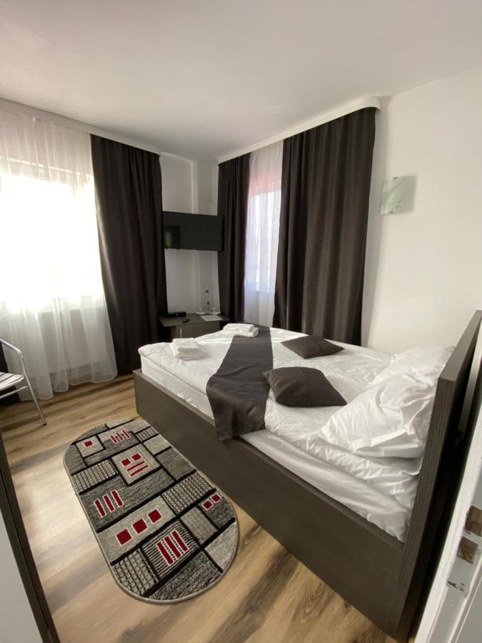 Casa Sonya Apartment Aninoasa ภายนอก รูปภาพ