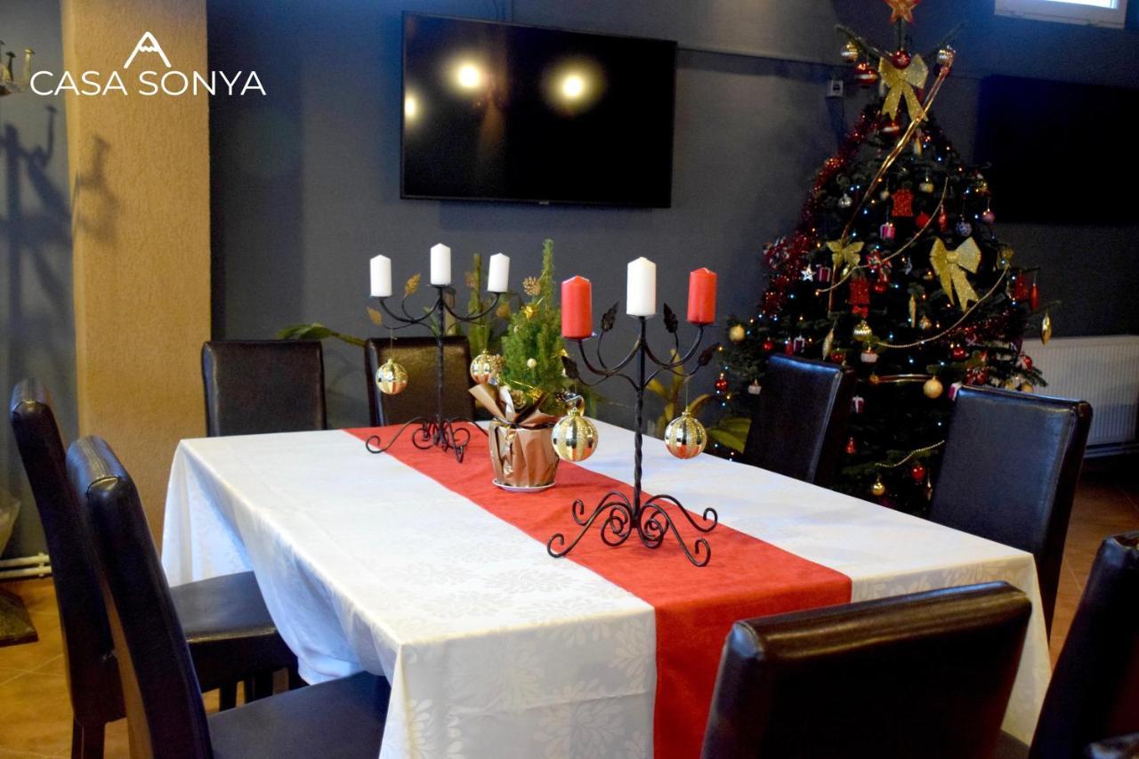 Casa Sonya Apartment Aninoasa ภายนอก รูปภาพ